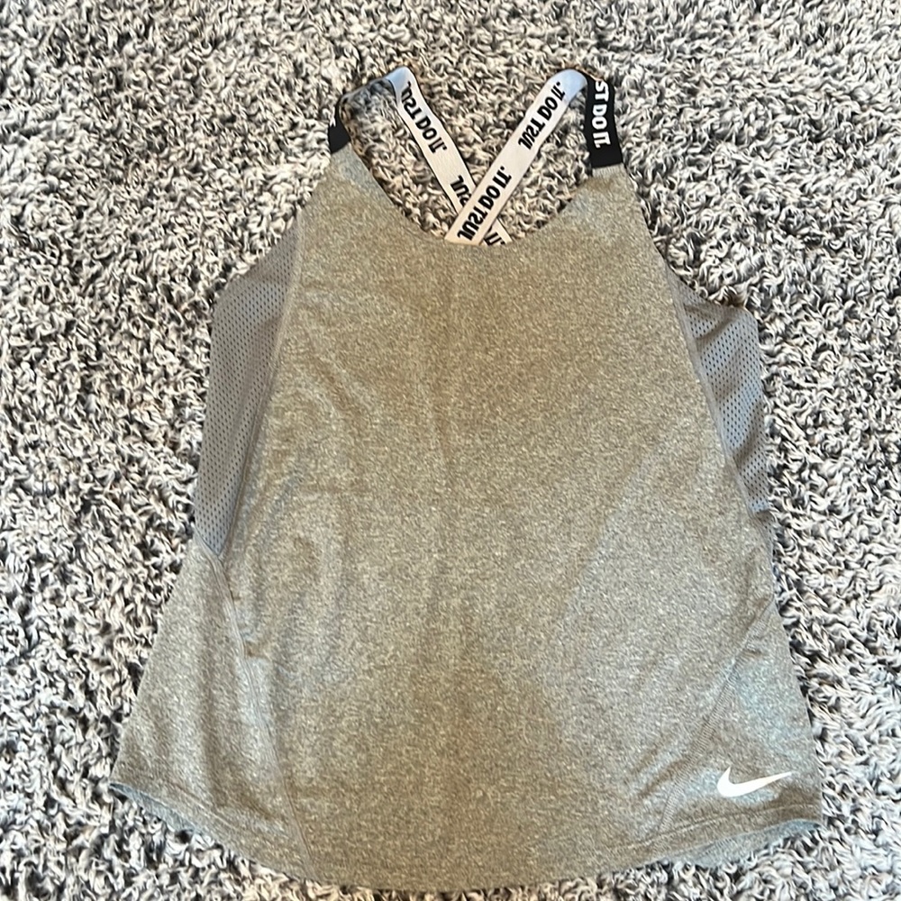 NIKE TANK